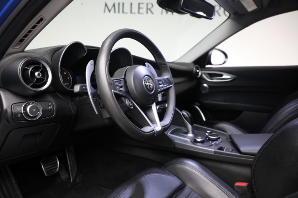 Used 2017 Alfa Romeo Giulia TI SPORT for sale Sold at Bentley Greenwich in Greenwich CT 06830 13