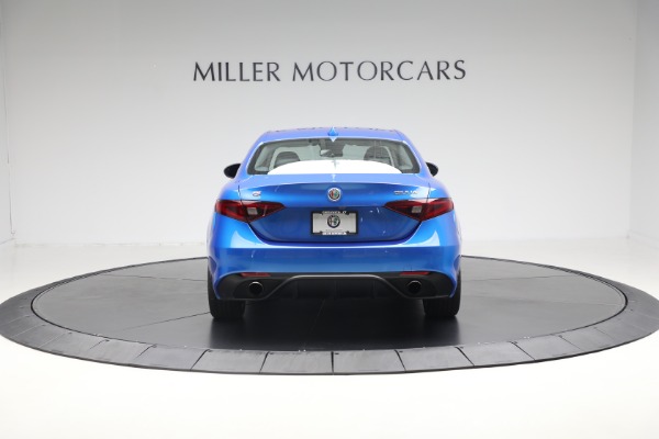 Used 2017 Alfa Romeo Giulia TI SPORT for sale Sold at Bentley Greenwich in Greenwich CT 06830 6