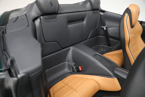 Used 2025 Ferrari Roma Spider for sale $334,900 at Bentley Greenwich in Greenwich CT 06830 21