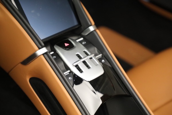 Used 2025 Ferrari Roma Spider for sale $334,900 at Bentley Greenwich in Greenwich CT 06830 23