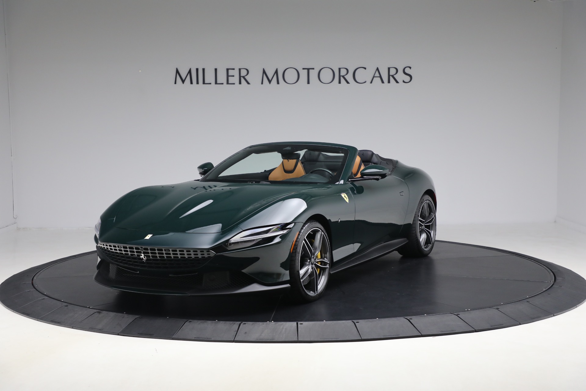Used 2025 Ferrari Roma Spider for sale $334,900 at Bentley Greenwich in Greenwich CT 06830 1