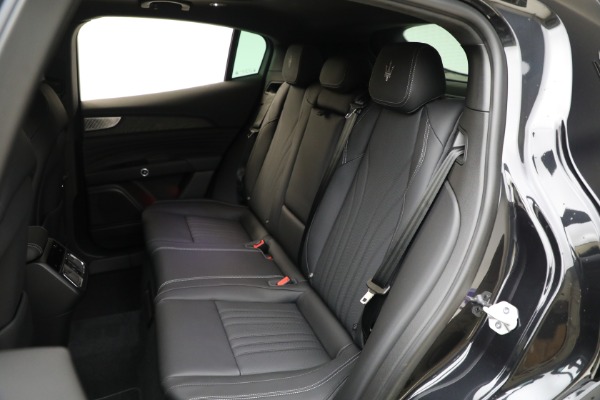 New 2025 Maserati Grecale Modena for sale $81,277 at Bentley Greenwich in Greenwich CT 06830 21