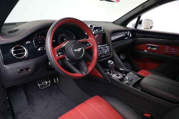 Used 2025 Bentley Bentayga EWB Azure V8 for sale $255,900 at Bentley Greenwich in Greenwich CT 06830 15