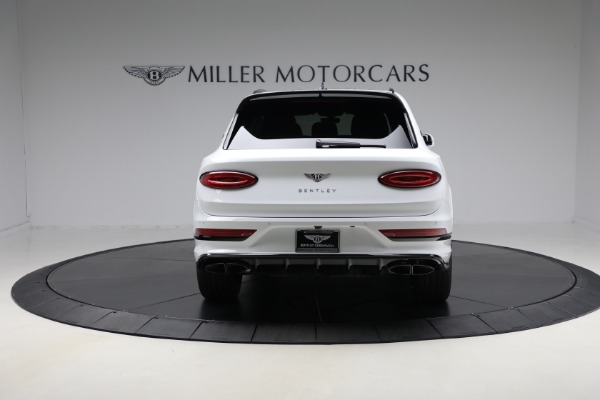 Used 2025 Bentley Bentayga EWB Azure V8 for sale $255,900 at Bentley Greenwich in Greenwich CT 06830 4