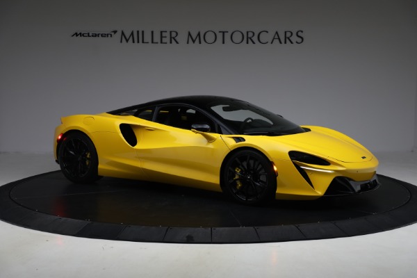 Used 2024 McLaren Artura for sale $193,900 at Bentley Greenwich in Greenwich CT 06830 10