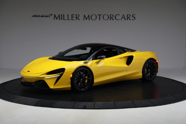 Used 2024 McLaren Artura for sale $193,900 at Bentley Greenwich in Greenwich CT 06830 2