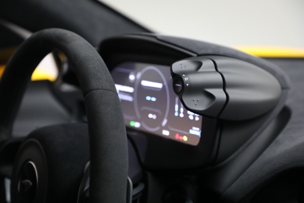 Used 2024 McLaren Artura for sale $193,900 at Bentley Greenwich in Greenwich CT 06830 28