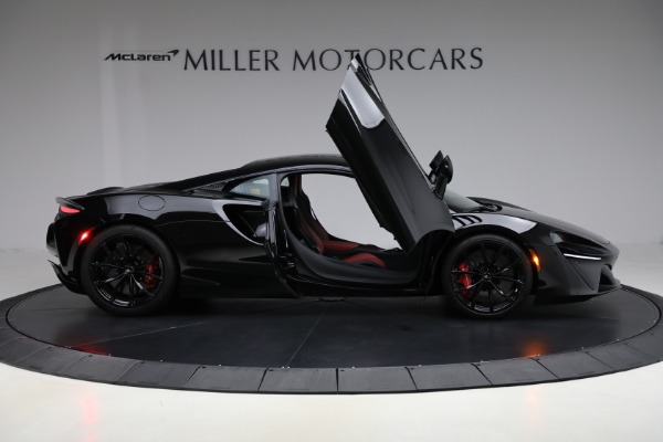 Used 2024 McLaren Artura TechLux for sale $196,900 at Bentley Greenwich in Greenwich CT 06830 19