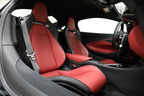 Used 2024 McLaren Artura TechLux for sale $196,900 at Bentley Greenwich in Greenwich CT 06830 24