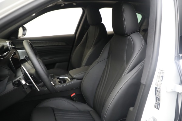 Used 2025 Maserati Grecale Modena for sale $61,116 at Bentley Greenwich in Greenwich CT 06830 13