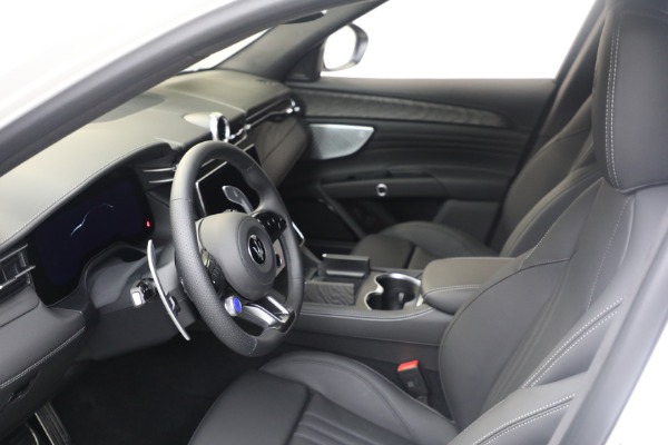 Used 2025 Maserati Grecale Modena for sale $61,116 at Bentley Greenwich in Greenwich CT 06830 15