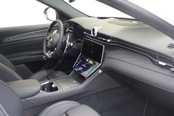 Used 2025 Maserati Grecale Modena for sale $61,116 at Bentley Greenwich in Greenwich CT 06830 18