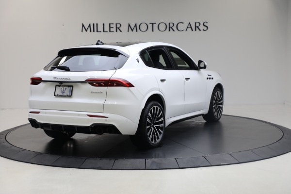 Used 2025 Maserati Grecale Modena for sale $61,116 at Bentley Greenwich in Greenwich CT 06830 6