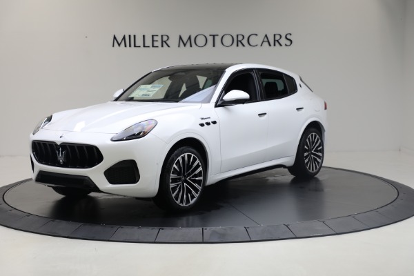 Used 2025 Maserati Grecale  | Greenwich, CT