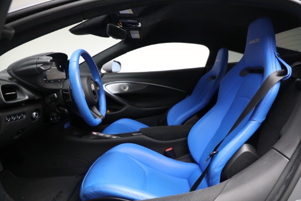 Used 2023 McLaren Artura for sale $184,900 at Bentley Greenwich in Greenwich CT 06830 22