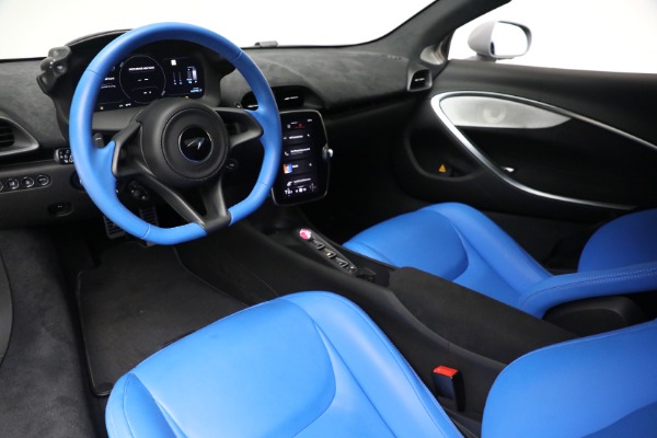 Used 2023 McLaren Artura for sale $184,900 at Bentley Greenwich in Greenwich CT 06830 23