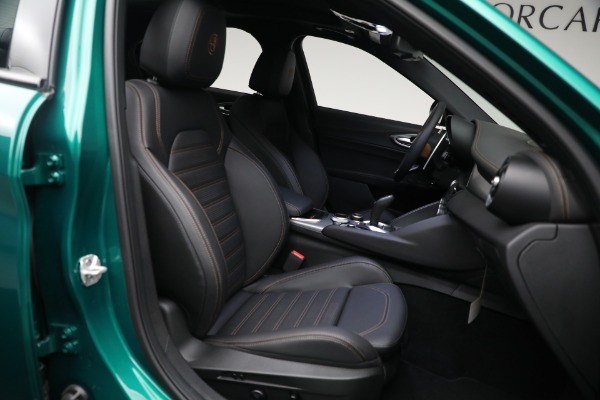 New 2025 Alfa Romeo Giulia Intensa for sale Sold at Bentley Greenwich in Greenwich CT 06830 13
