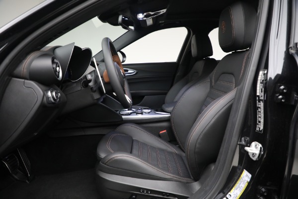 New 2025 Alfa Romeo Giulia Intensa for sale $57,740 at Bentley Greenwich in Greenwich CT 06830 16