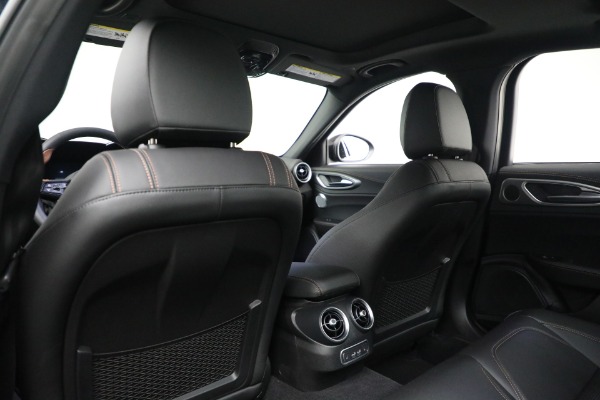 New 2025 Alfa Romeo Giulia Intensa for sale $57,740 at Bentley Greenwich in Greenwich CT 06830 20