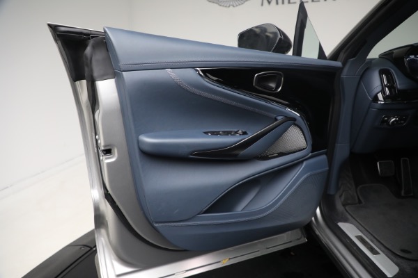New 2025 Aston Martin DBX 707 for sale $235,900 at Bentley Greenwich in Greenwich CT 06830 20