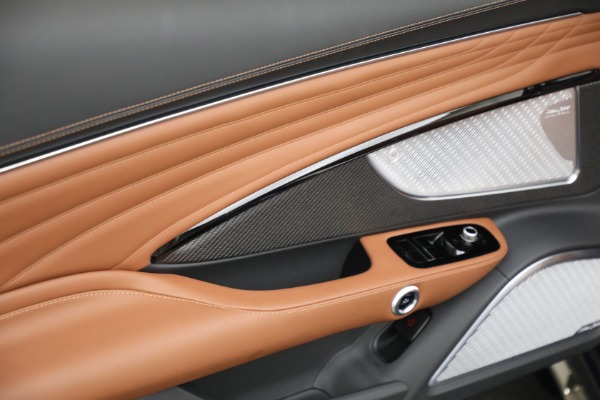 New 2026 Maserati GranCabrio Trofeo for sale $204,195 at Bentley Greenwich in Greenwich CT 06830 21