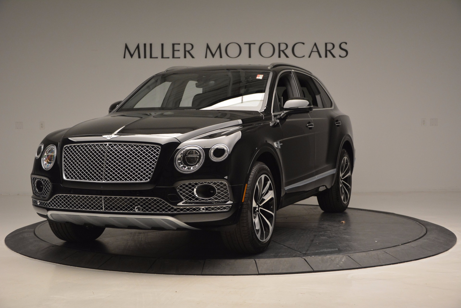 Used 2017 Bentley Bentayga for sale Sold at Bentley Greenwich in Greenwich CT 06830 1