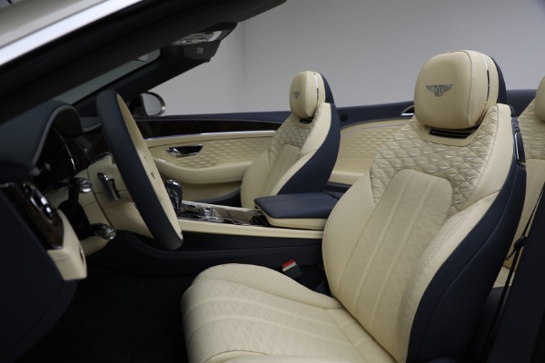 New 2026 Bentley Continental GTC Mulliner for sale $446,155 at Bentley Greenwich in Greenwich CT 06830 24