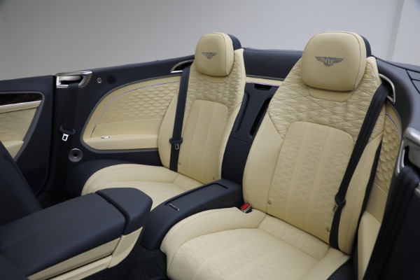 New 2026 Bentley Continental GTC Mulliner for sale $446,155 at Bentley Greenwich in Greenwich CT 06830 25