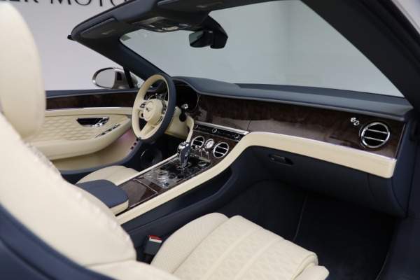 New 2026 Bentley Continental GTC Mulliner for sale $446,155 at Bentley Greenwich in Greenwich CT 06830 27