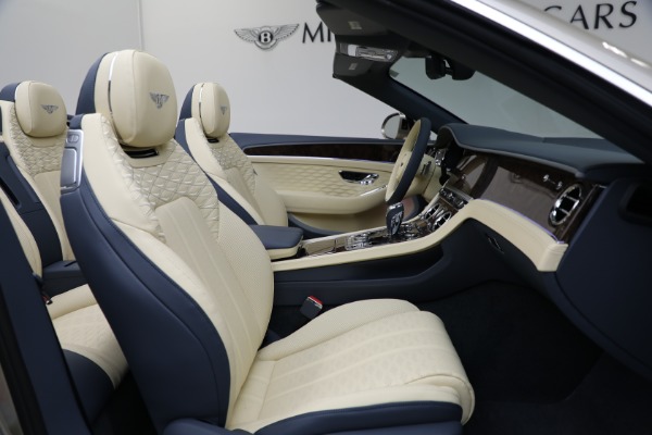 New 2026 Bentley Continental GTC Mulliner for sale $446,155 at Bentley Greenwich in Greenwich CT 06830 28