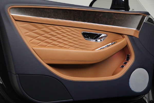 New 2026 Bentley Continental GTC Azure for sale $383,485 at Bentley Greenwich in Greenwich CT 06830 26