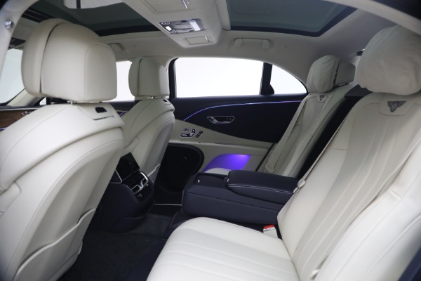 New 2026 Bentley Flying Spur for sale $281,720 at Bentley Greenwich in Greenwich CT 06830 19