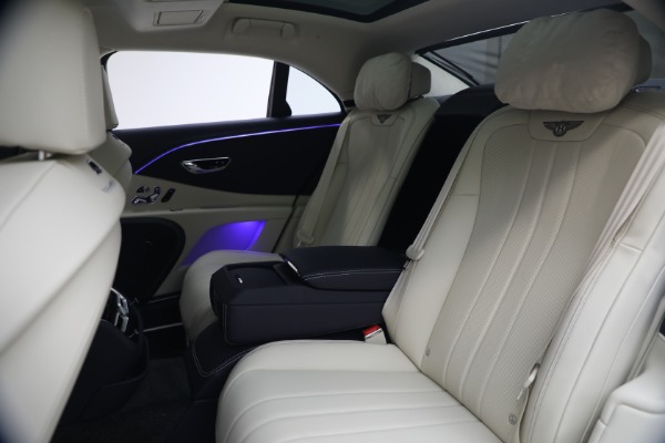 New 2026 Bentley Flying Spur for sale $281,720 at Bentley Greenwich in Greenwich CT 06830 20