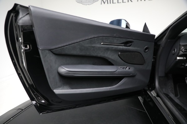 Used 2025 Aston Martin Vantage for sale $189,900 at Bentley Greenwich in Greenwich CT 06830 13