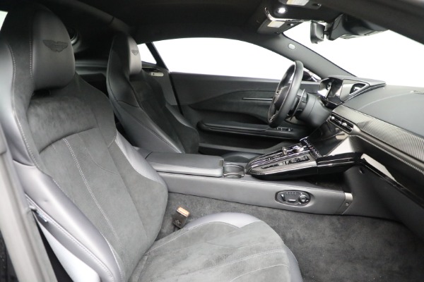 Used 2025 Aston Martin Vantage for sale $189,900 at Bentley Greenwich in Greenwich CT 06830 25