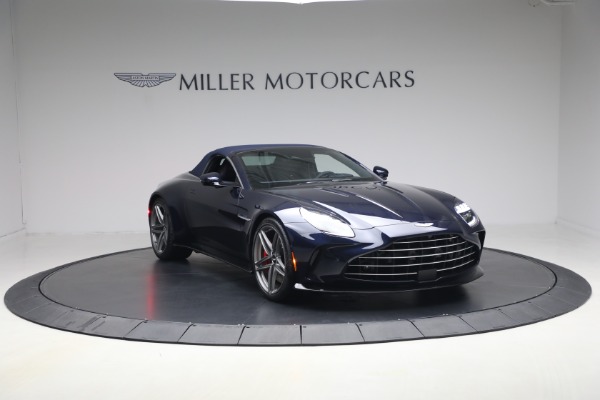 New 2026 Aston Martin Vantage Roadster for sale $253,800 at Bentley Greenwich in Greenwich CT 06830 23