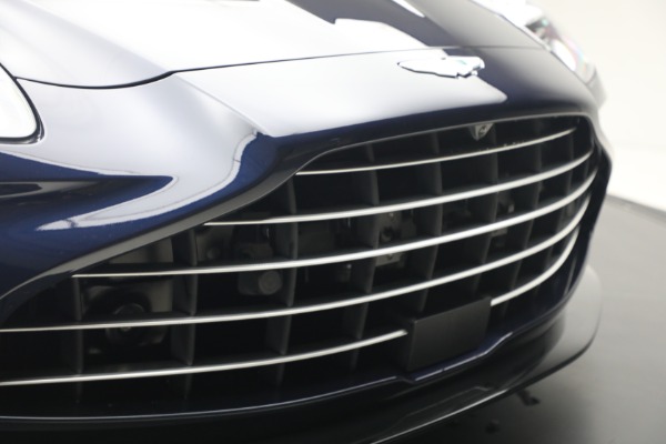 New 2026 Aston Martin Vantage Roadster for sale $253,800 at Bentley Greenwich in Greenwich CT 06830 26