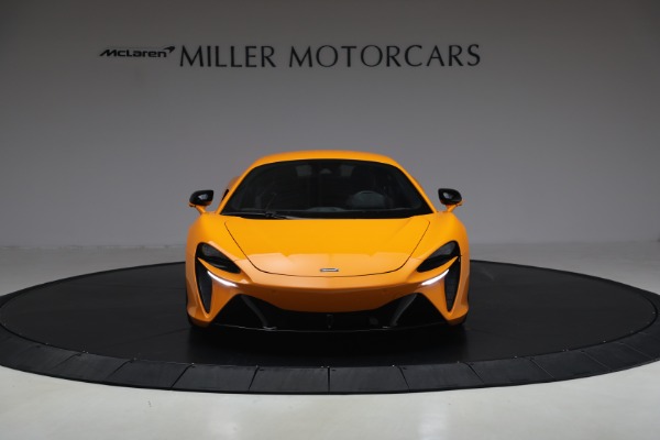 Used 2024 McLaren Artura Performance for sale $192,900 at Bentley Greenwich in Greenwich CT 06830 12