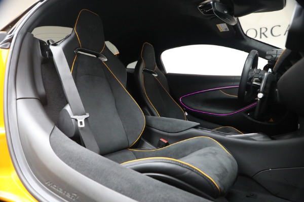 Used 2024 McLaren Artura Performance for sale $192,900 at Bentley Greenwich in Greenwich CT 06830 24