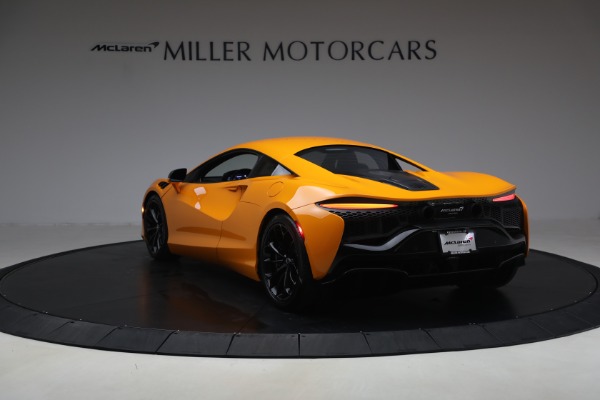 Used 2024 McLaren Artura Performance for sale $192,900 at Bentley Greenwich in Greenwich CT 06830 5