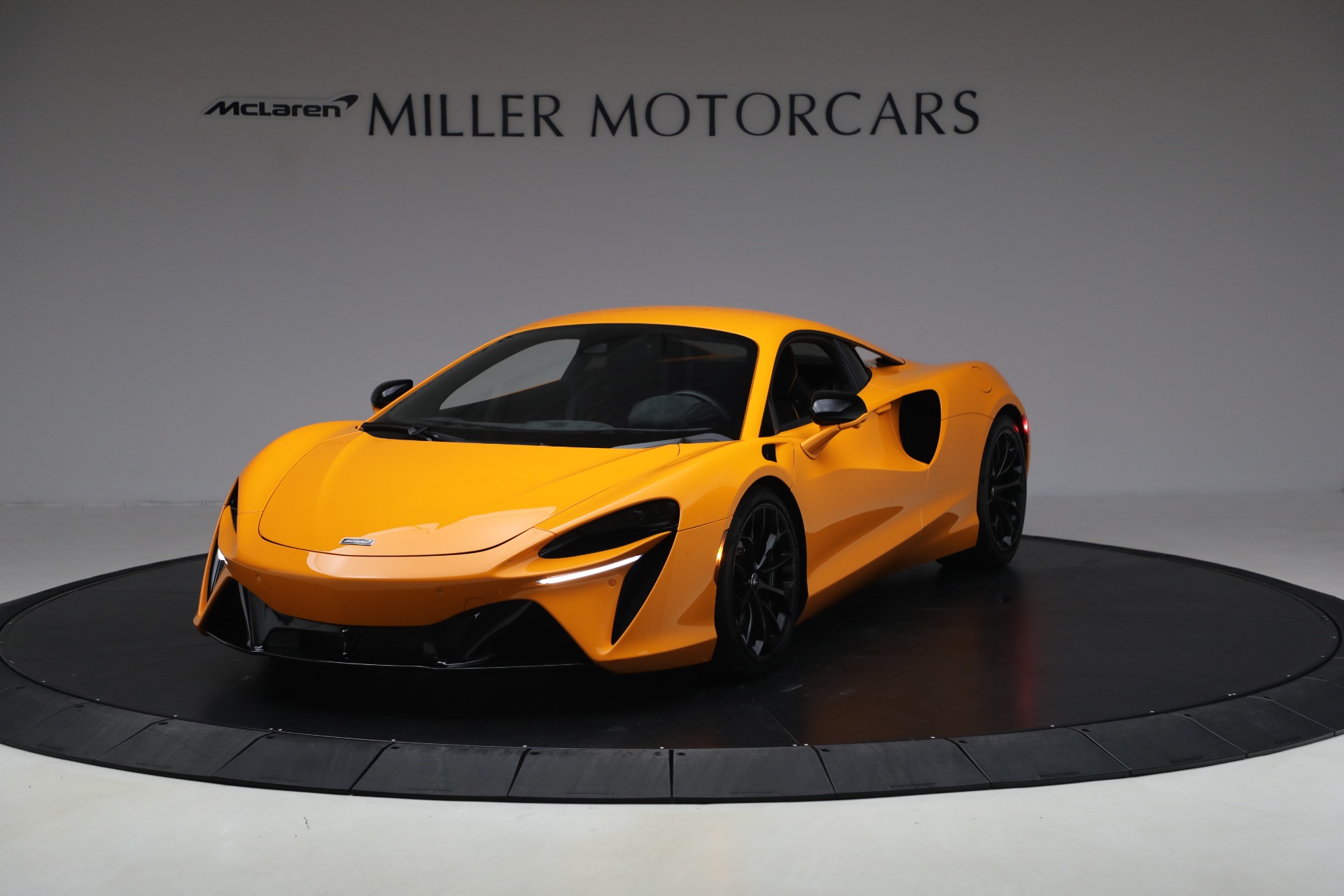 Used 2024 McLaren Artura Performance for sale $192,900 at Bentley Greenwich in Greenwich CT 06830 1