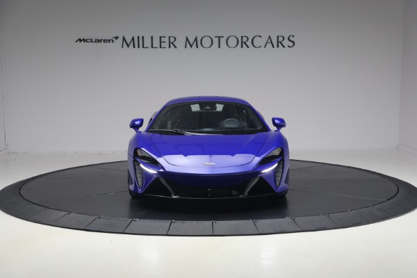 Used 2024 McLaren Artura Vision for sale $193,900 at Bentley Greenwich in Greenwich CT 06830 12