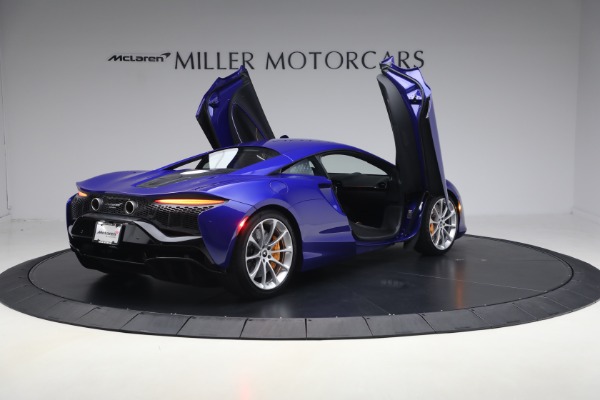 Used 2024 McLaren Artura Vision for sale $193,900 at Bentley Greenwich in Greenwich CT 06830 18
