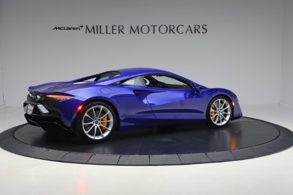 Used 2024 McLaren Artura Vision for sale $193,900 at Bentley Greenwich in Greenwich CT 06830 8