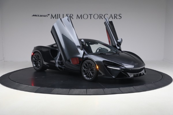 New 2026 McLaren Artura TechLux for sale $298,400 at Bentley Greenwich in Greenwich CT 06830 20