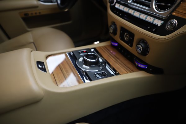 Used 2014 Rolls-Royce Ghost V-Spec for sale Sold at Bentley Greenwich in Greenwich CT 06830 18