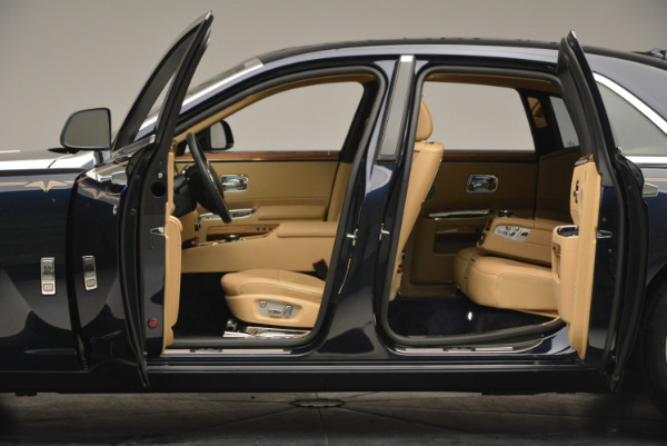 Used 2014 Rolls-Royce Ghost V-Spec for sale Sold at Bentley Greenwich in Greenwich CT 06830 19