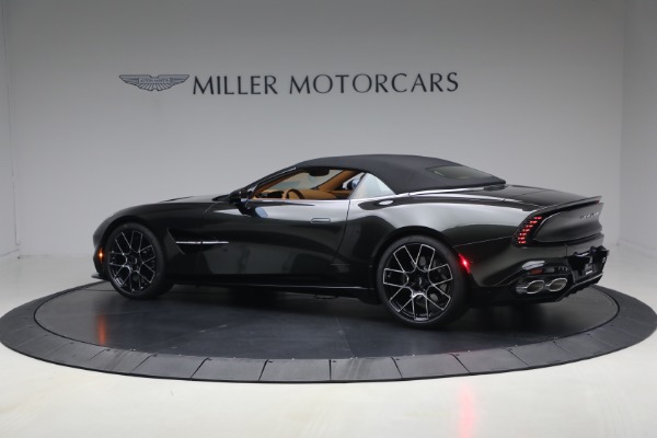 New 2026 Aston Martin Vanquish Volante for sale $581,800 at Bentley Greenwich in Greenwich CT 06830 16