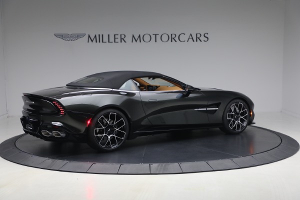 New 2026 Aston Martin Vanquish Volante for sale $581,800 at Bentley Greenwich in Greenwich CT 06830 20