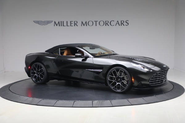 New 2026 Aston Martin Vanquish Volante for sale $581,800 at Bentley Greenwich in Greenwich CT 06830 22